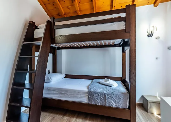 Ikia Alexander * Skopelos