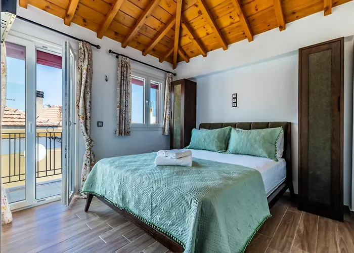 Ikia Alexander Skopelos